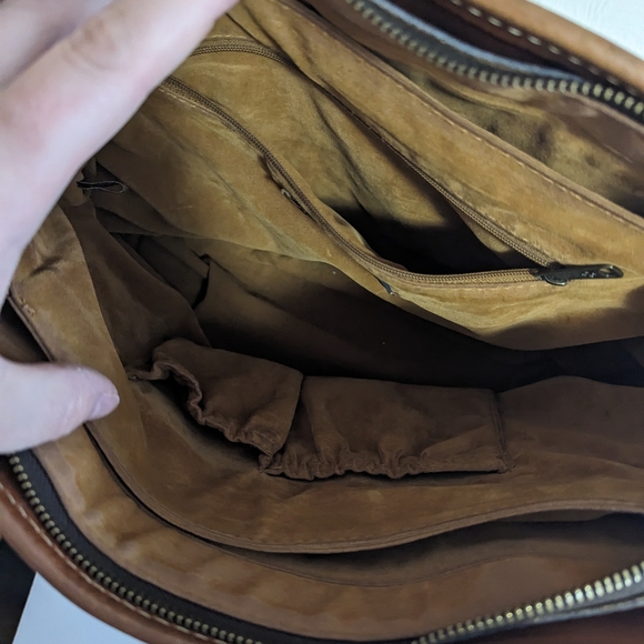 Patricia Nash large Paris satchel, tooled leather - Picture 6 of 16